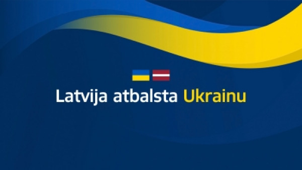 Uzraksts Latvija atbalsta Ukrainu
