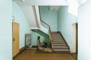  gallery_alt_img 
